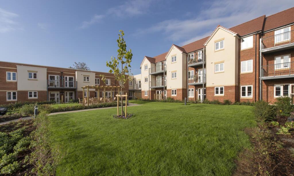 Shilling Place, gardens