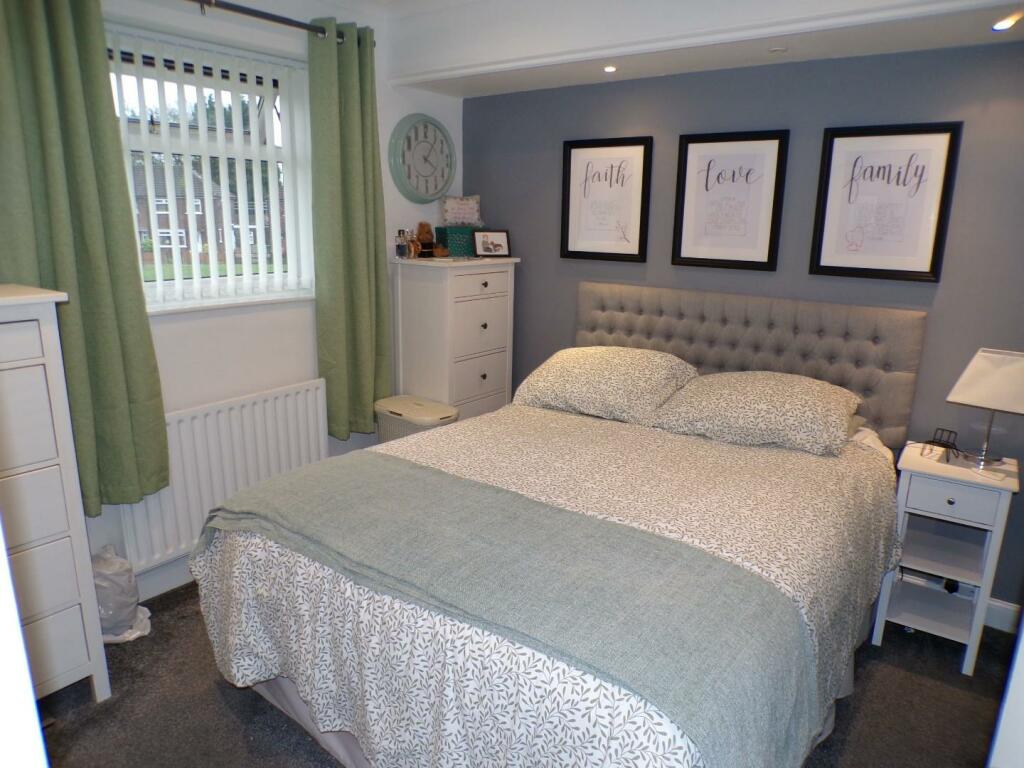 WentworthCourt2bed1.JPG