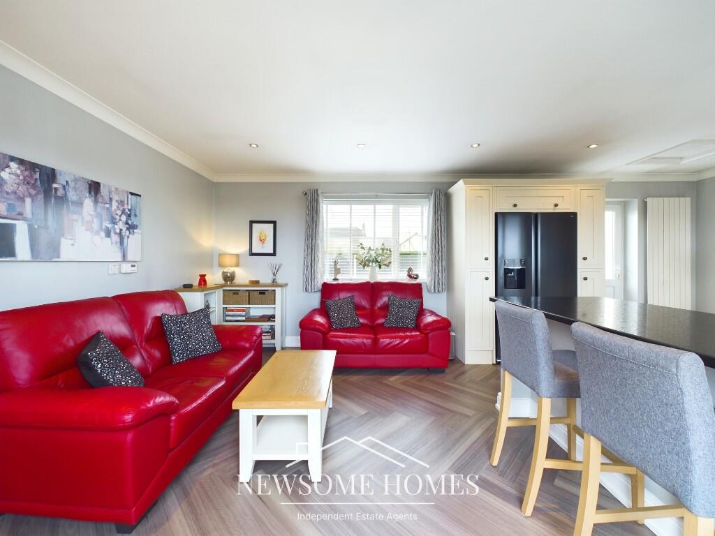 Kitchen/ Family Room