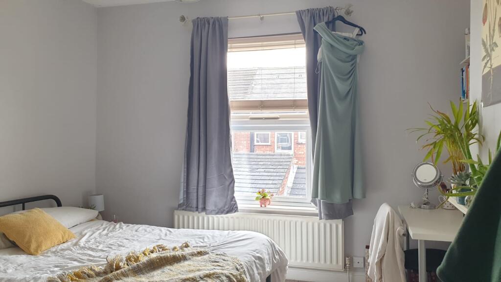 55 Cranwell Street - Bedroom 2.jpeg