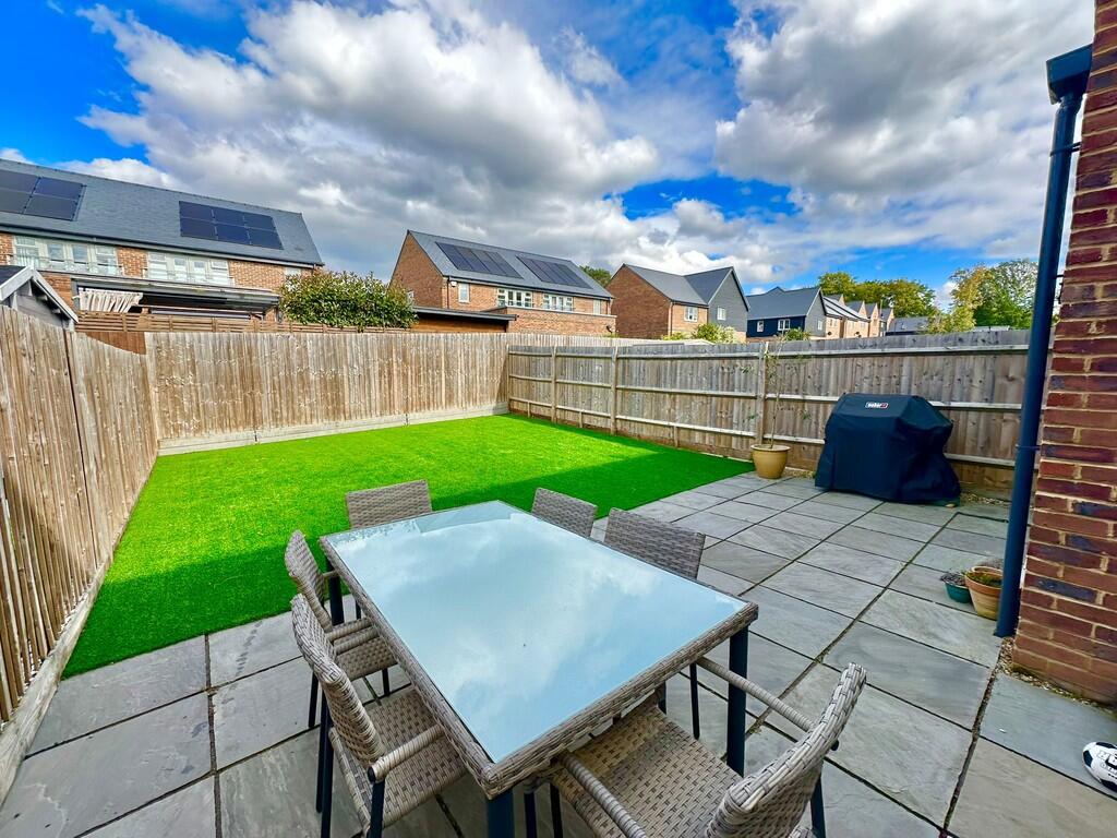 IMG-20250924-WA00...