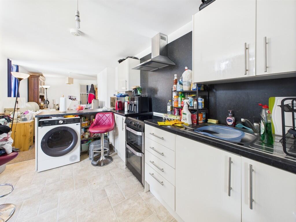 CAM03974G0-PR0149...