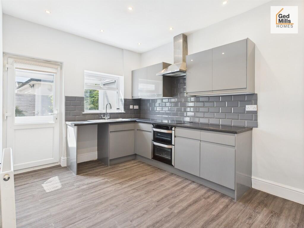 CAM04261G0-PR0046...