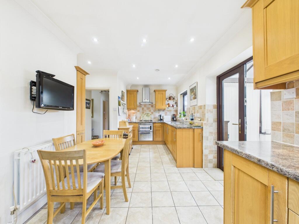 breakfast/kitchen