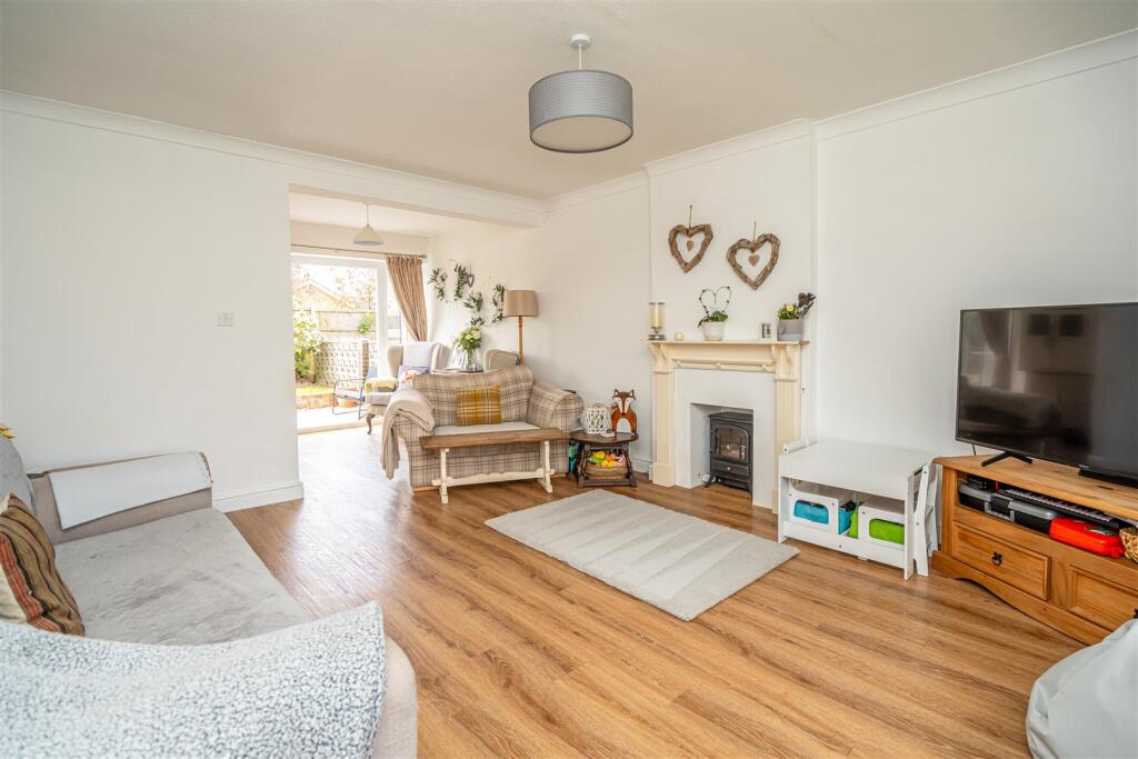 10 Grange Park (5).jpg