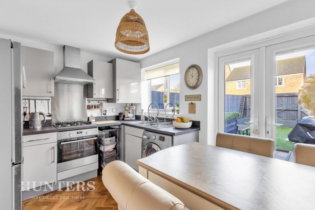 Dining kitchen