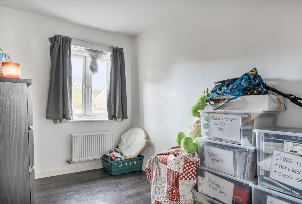 1357252-4-68d4181...