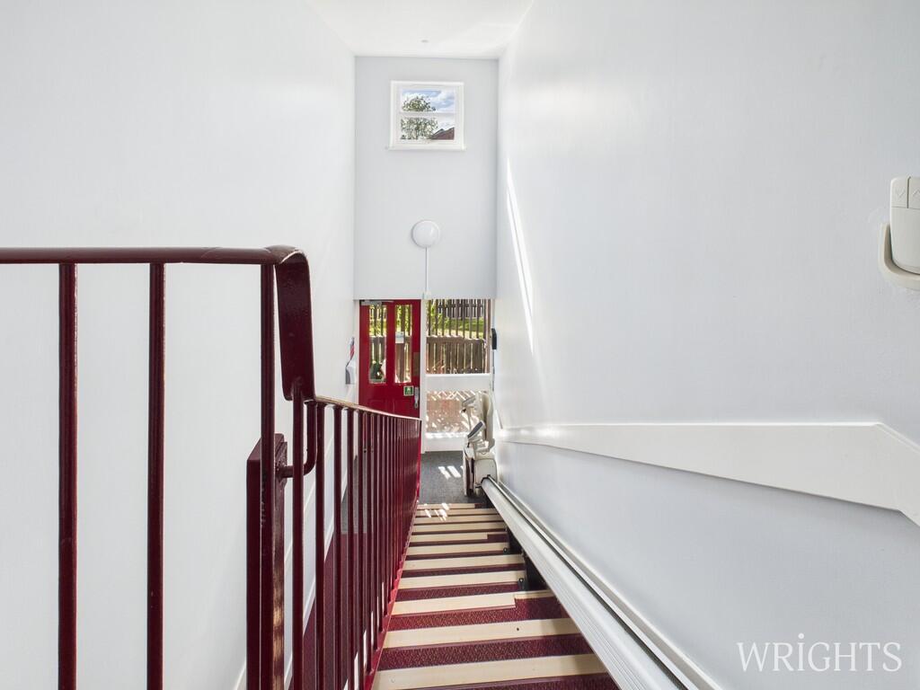 CAM02796G0-PR0506...