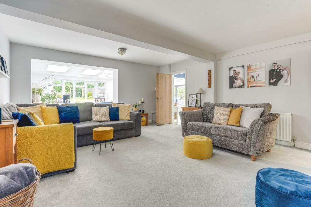 Sitting Room.jpg