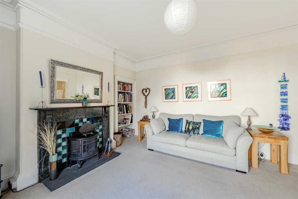 Reception room 2