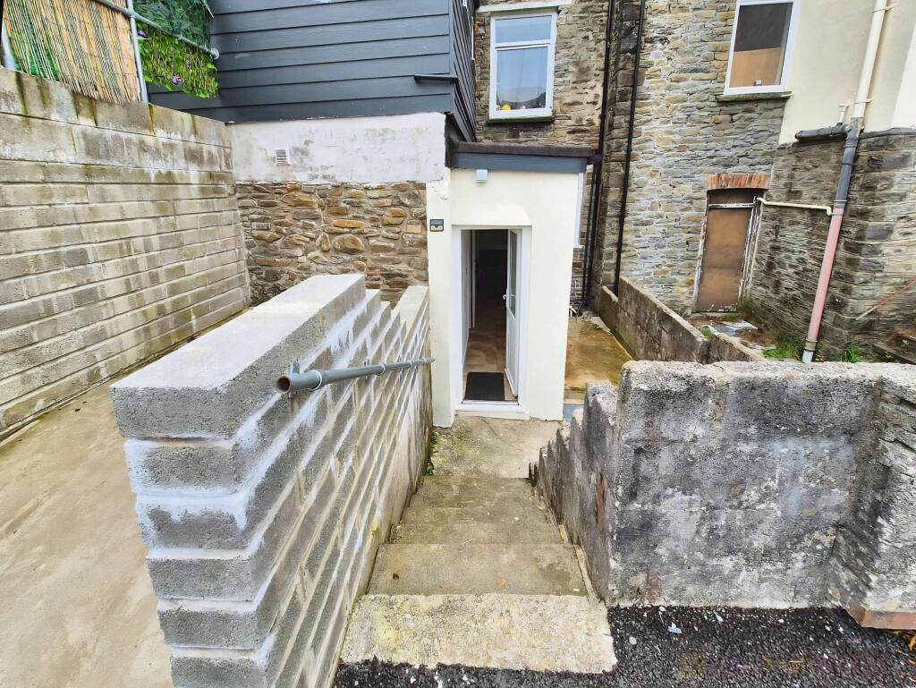 540102a6-IMG-2025101