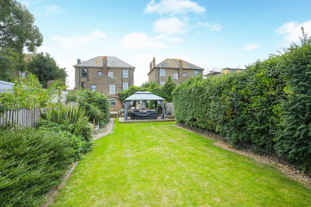 general 108 Canterbu