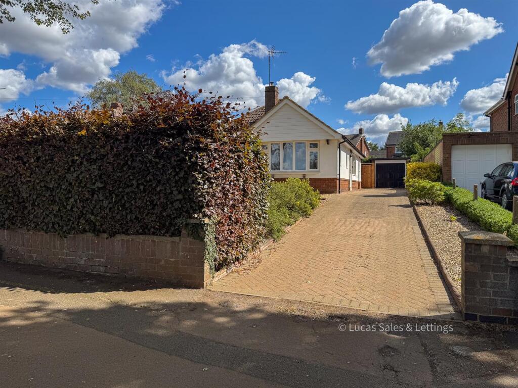 112 Gipsy Lane Kettering-17.jpg