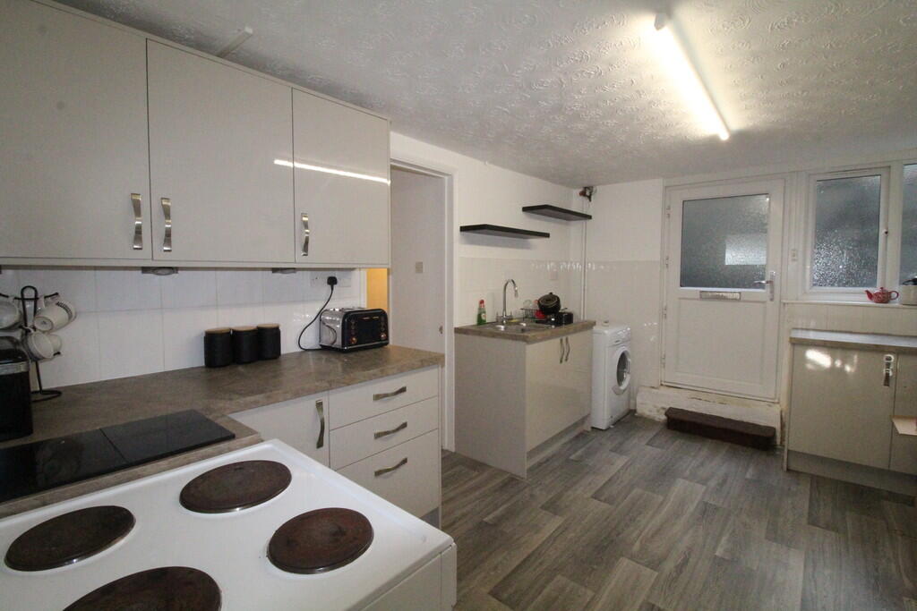 kitchen 2