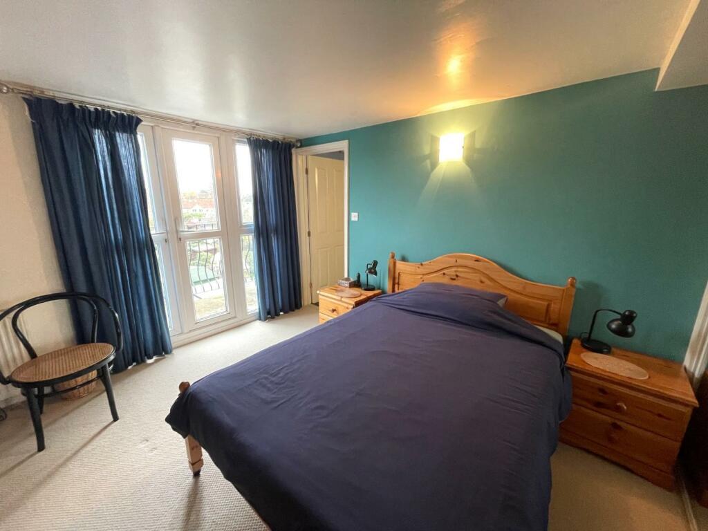 Master Bedroom 2.JPG