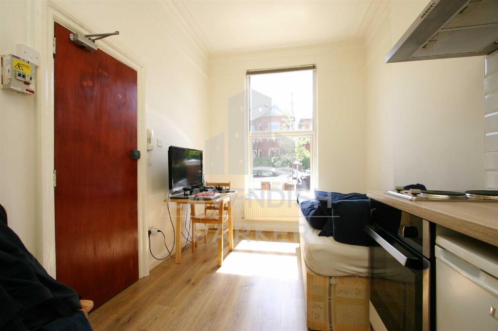 Manstone Road, Kilburn, London