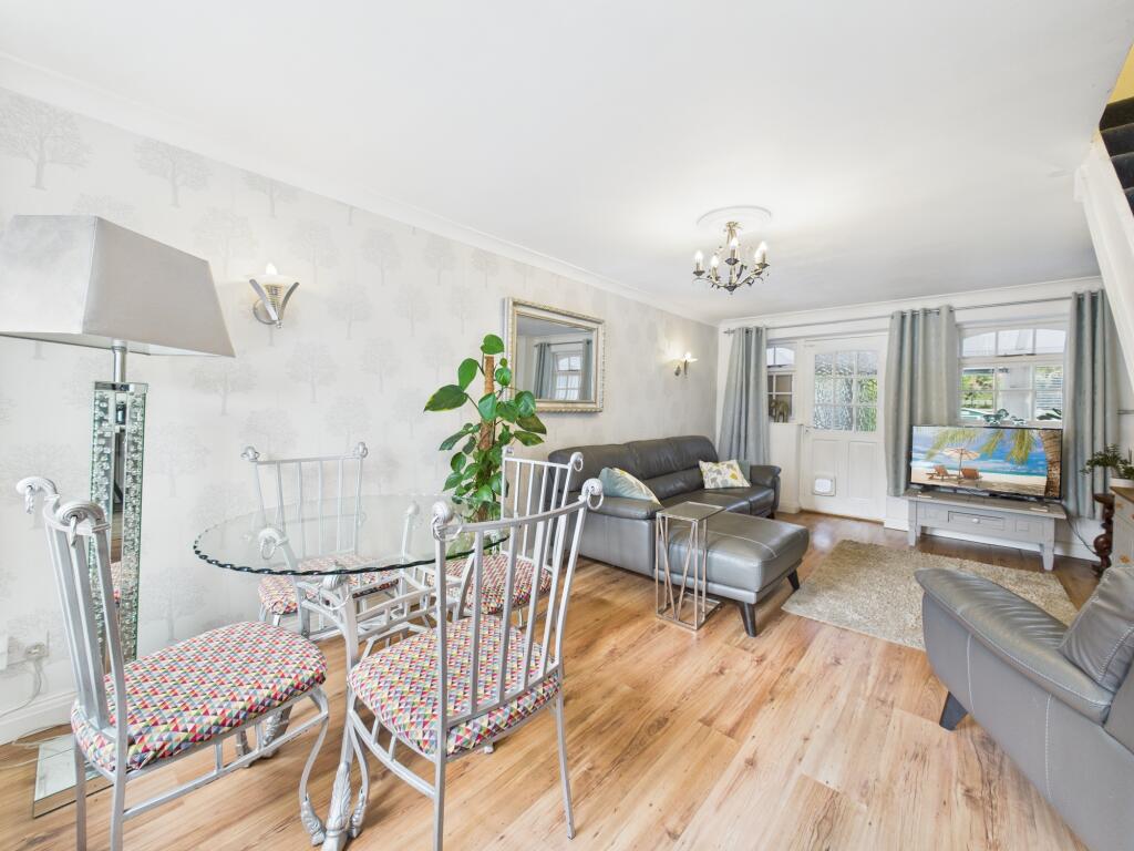 Living/Dining Room