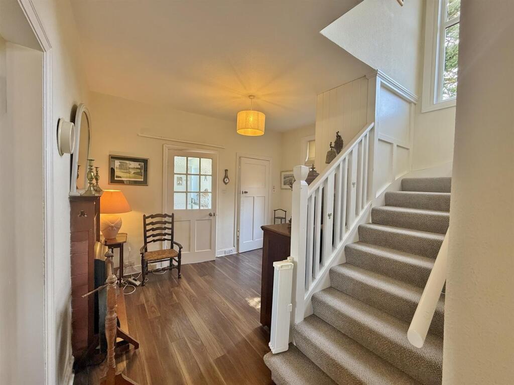 Entrance hallway from the dining room