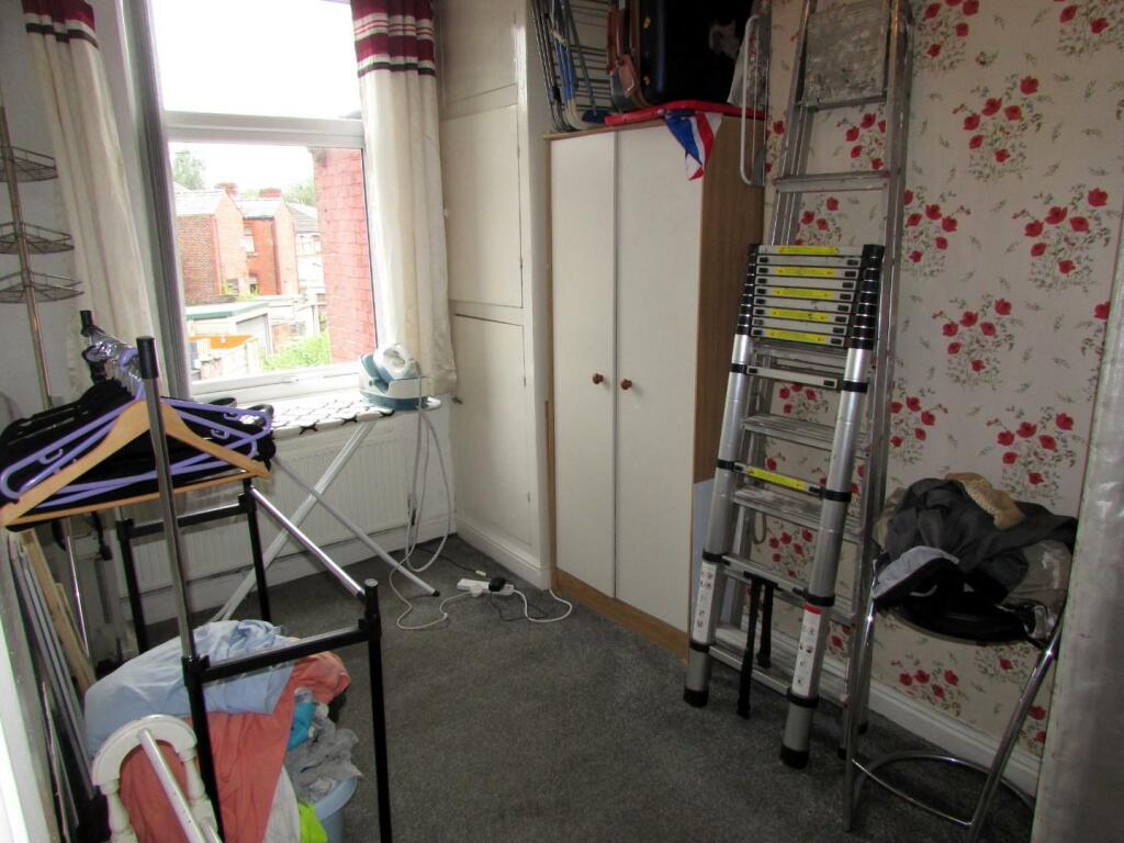 OldRd17bed2.JPG