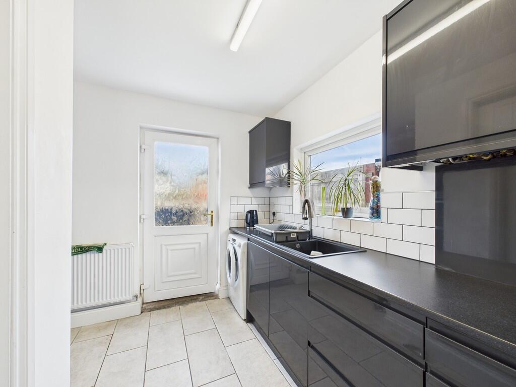 CAM01835G0-PR0186...