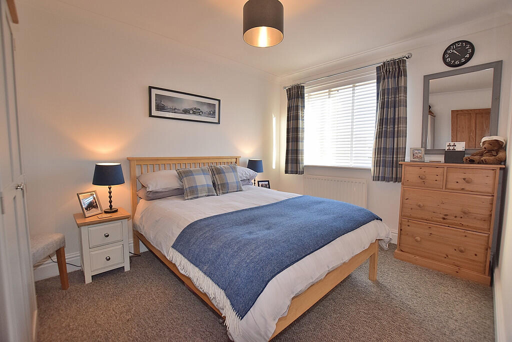 bed 4