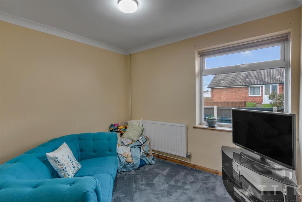 80 Reepham Road, Norwich, NR6 5LT (29).jpg