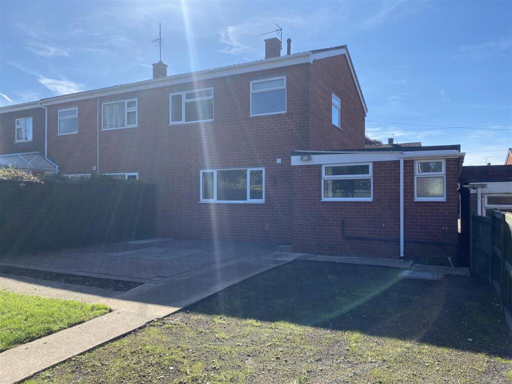 Greenwood Close 4, Garden.jpeg