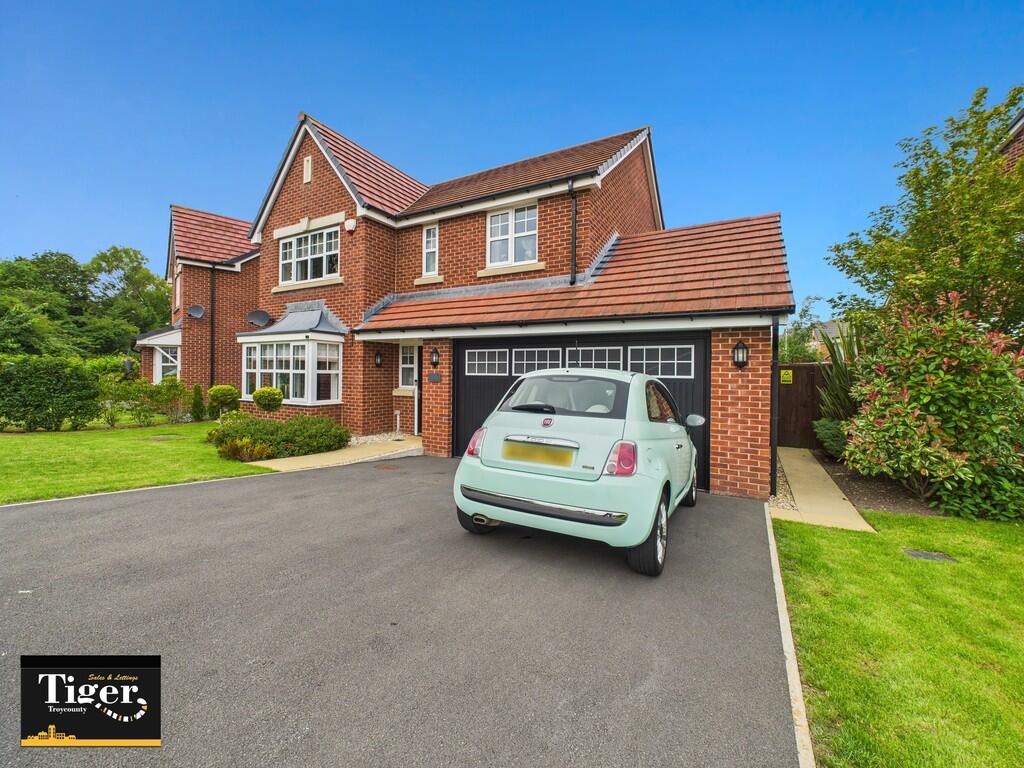 CAM02176G0-PR0651...