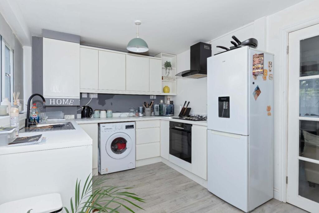 Shadwells Close_11.jpg