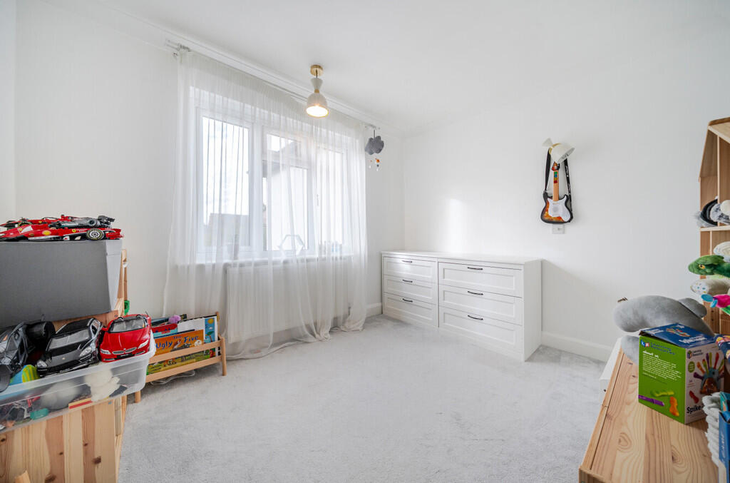 bedroom3