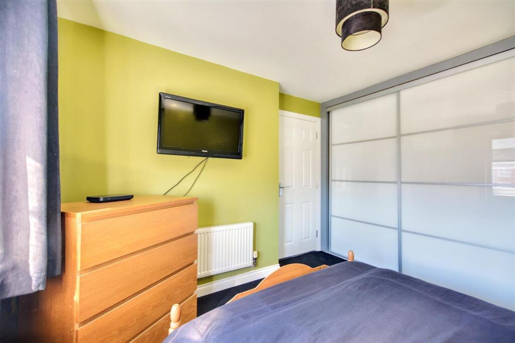 Bedroom 2_3.jpeg