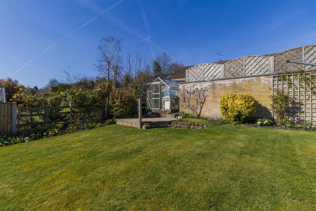 8642024-exterior19.jpg