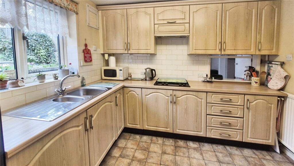 Kitchen 2