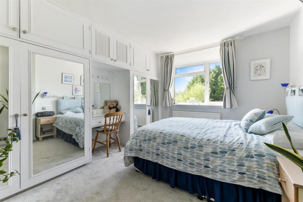 GREEN CURVE, 44 (20).jpg