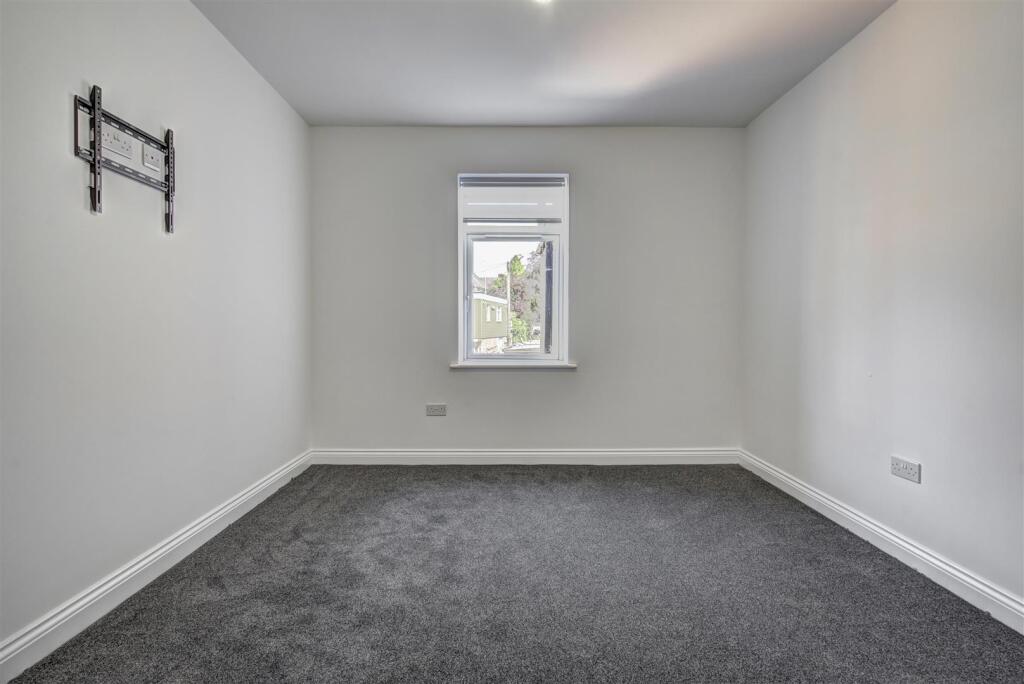 51 Avondale Road, Wigan-21.jpg