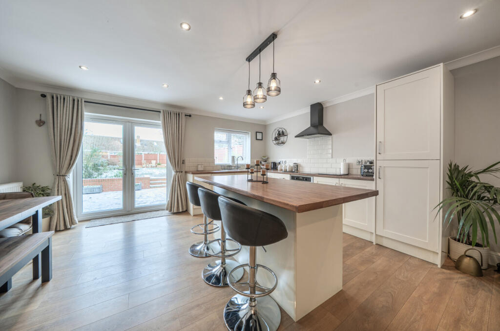 Kitchen Diner Lounge