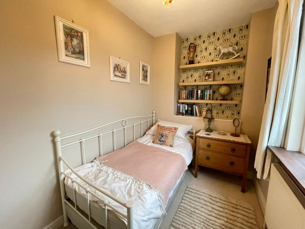 BEDROOM TWO