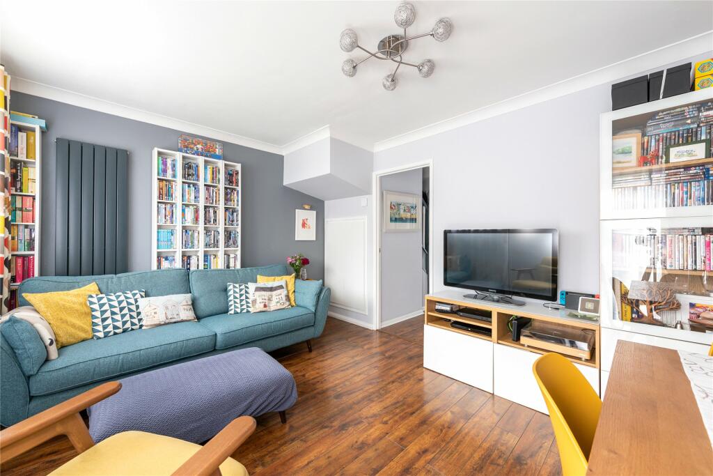 Sitting/Dining Room