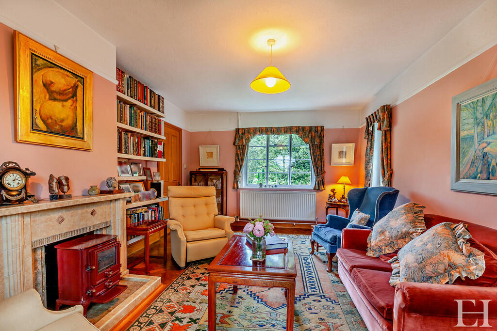 8601488-interiorW...