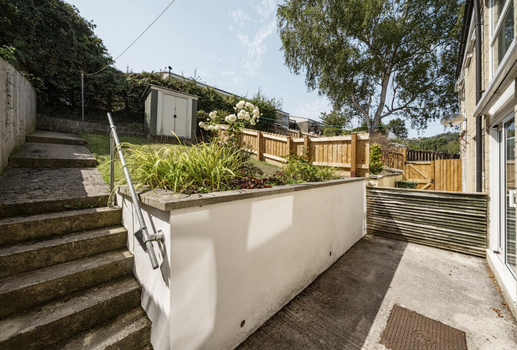 1336954-4-689b458...