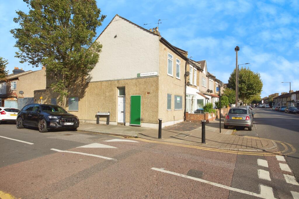 69 Town Road London, N9 0SJ