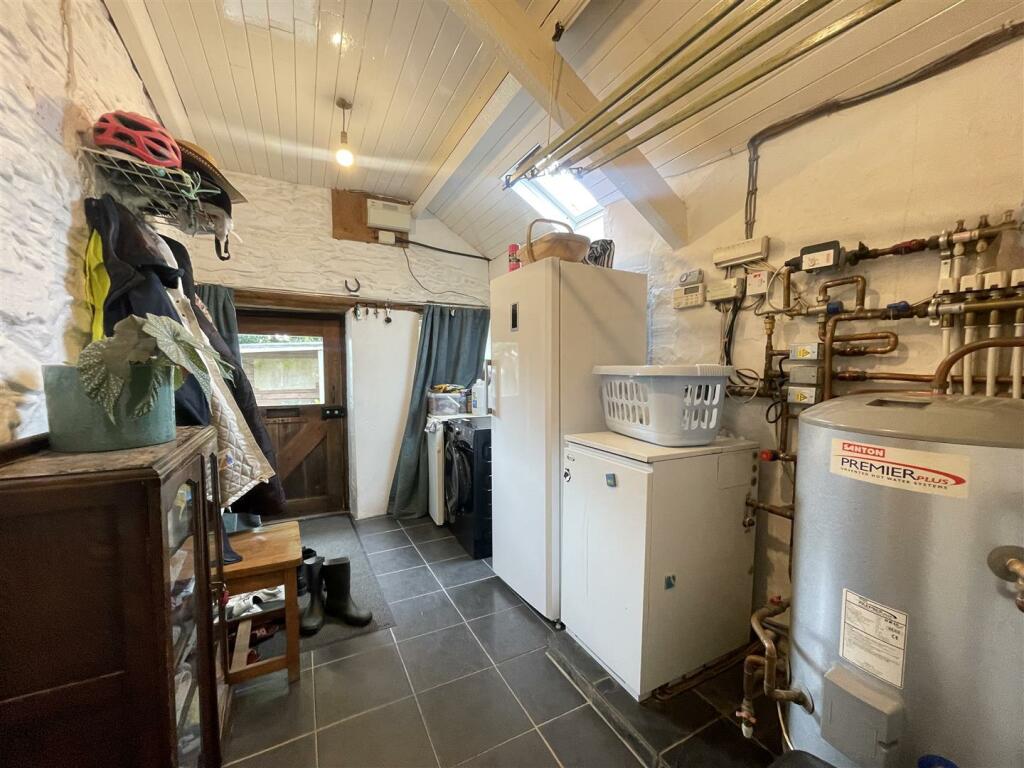 Utility/Boot Room
