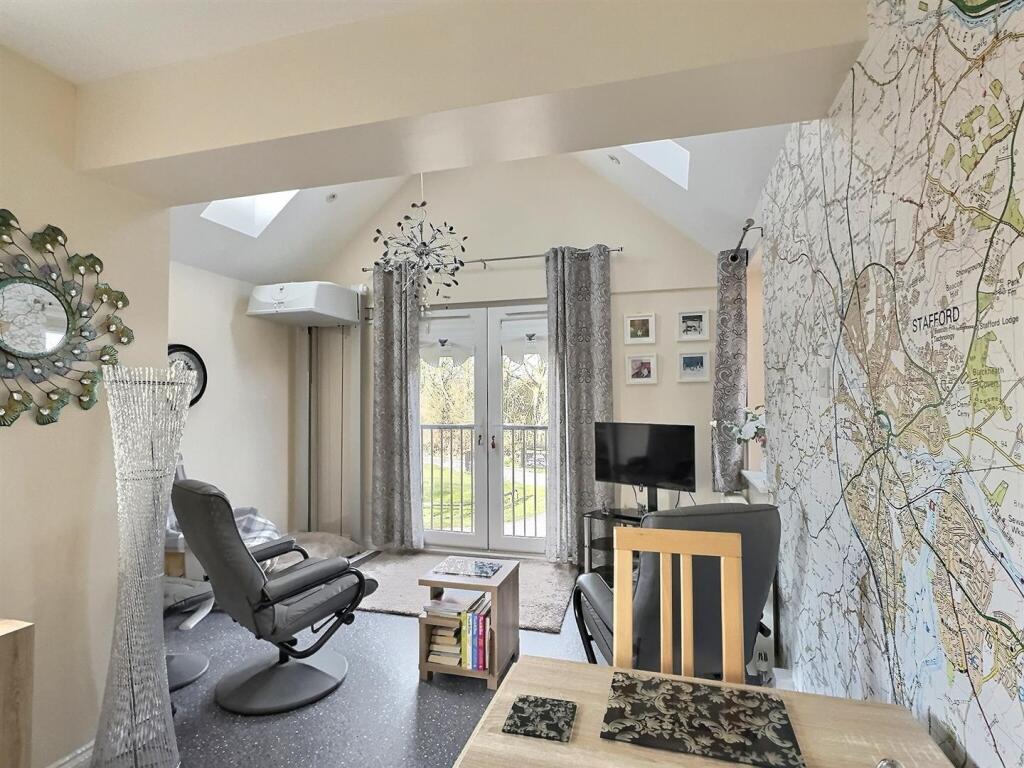 Open Plan Kitchen/ Dining Room