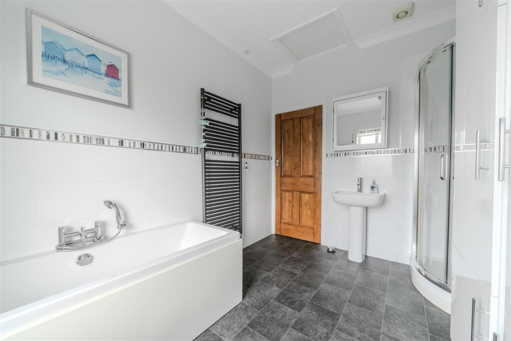 Bathroom-2.jpg