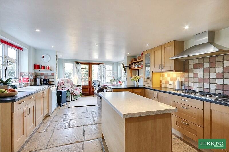 Kitchen Breakfast Room