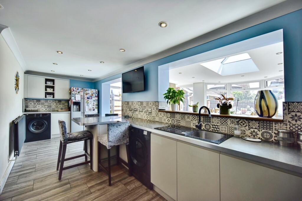 Modern Open Plan Kitchen