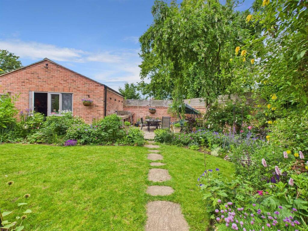 Hillcrest House, Husbands Bosworth