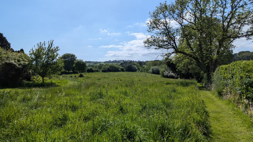 Land
