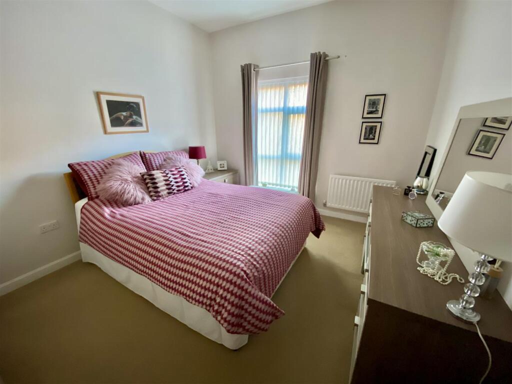 Bramleys Estate Agents - Marmaville Court - Mirfie