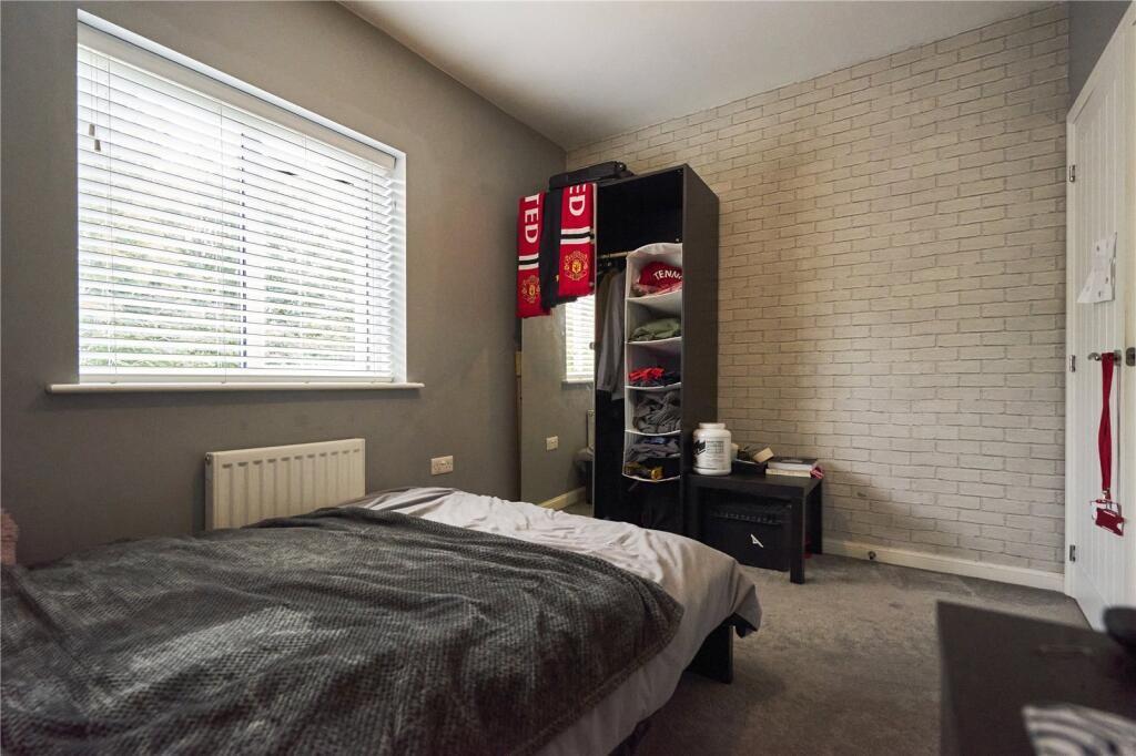 822_PEN250320_IMG...